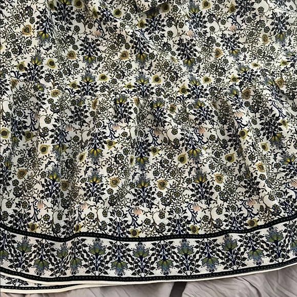 Floral Short Sleeve Dress - Picture 4 of 5